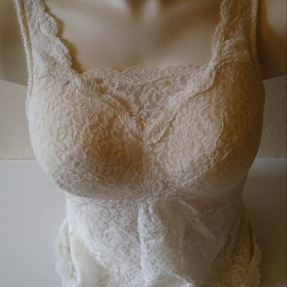 Classique Tops - SOLD SOLD SOLD Classique Lace Camisole Tank adjustable Strap 34-A